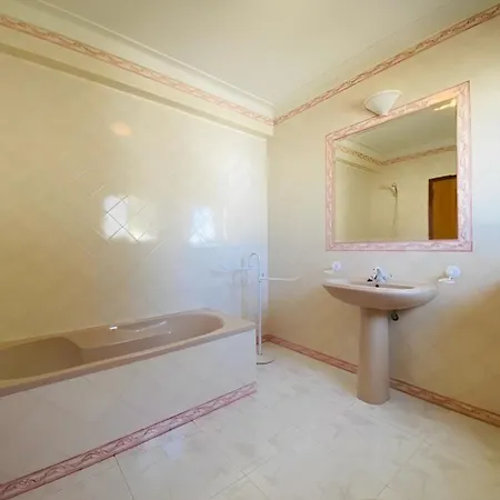 Moradia Vssg Em Vilamoura