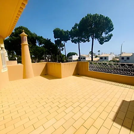 Moradia Vssg Em Vilamoura Quarteira